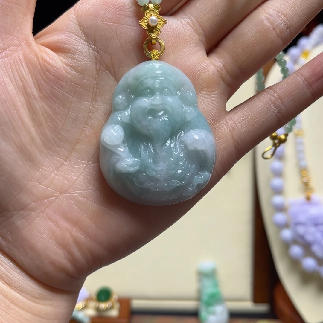翡翠颈饰未镶嵌天然翡翠