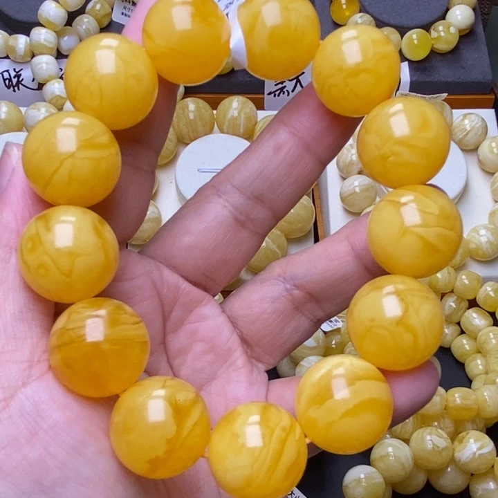 未镶嵌琥珀裸石徐****宝蜜蜡77