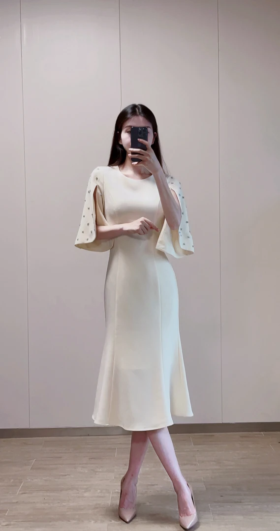 轻奢高级感粉色温柔名媛气质显瘦包臀鱼尾连衣裙2311