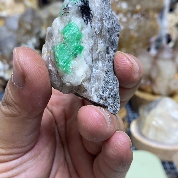 水晶水晶柱未镶嵌