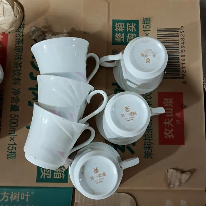 摆件陶瓷盘子碗啥都有