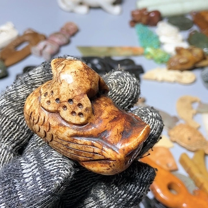 和田玉未镶嵌颈饰194