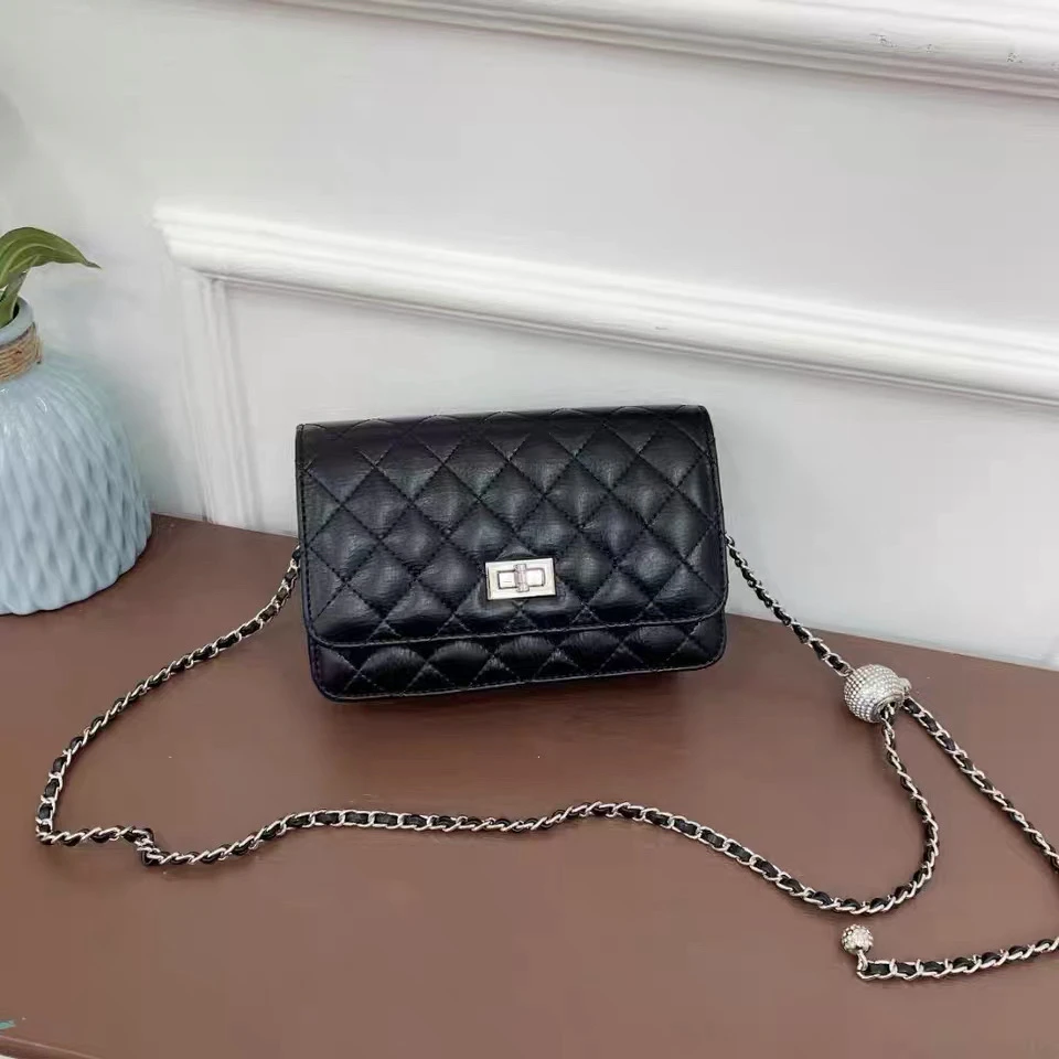 2025新款小香风女包包单肩斜挎钻石小金球链条菱格包时尚百搭小众