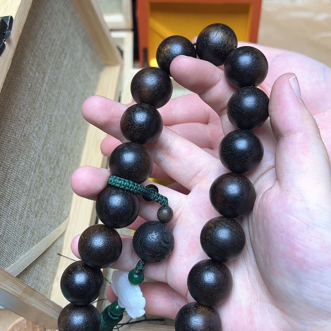 大叶紫檀（黑酸枝木类）