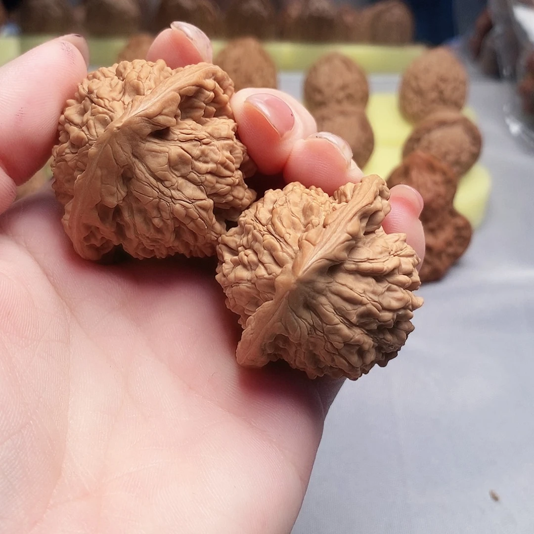 大叶紫檀（黑酸枝木类）官帽