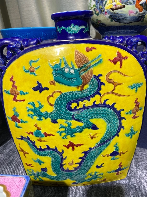 龙纹法华彩双系瓶