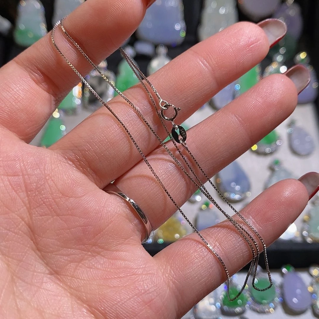 翡翠颈饰银S925镶嵌天然翡翠