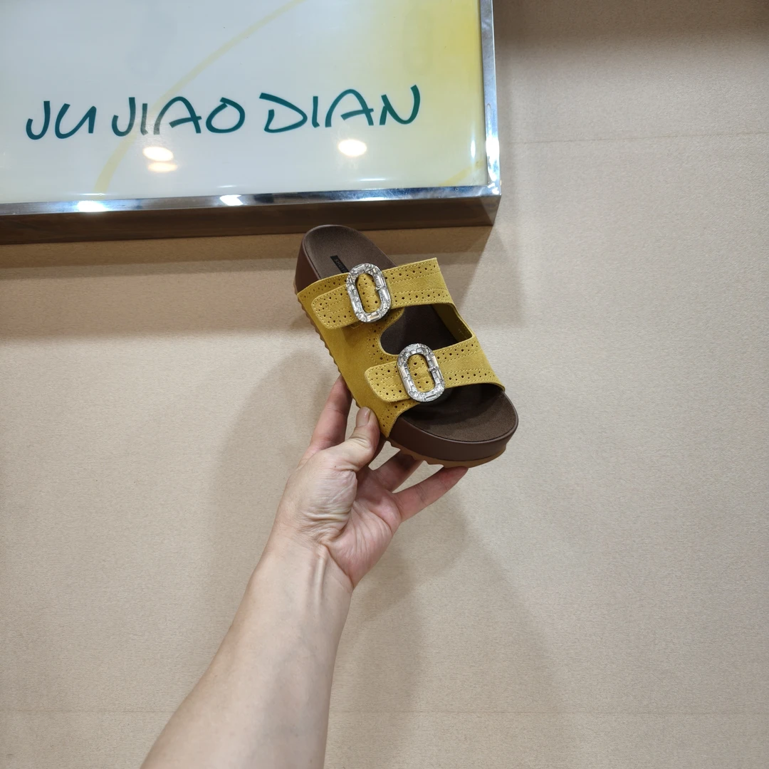 欧洲站厚底真皮勃肯拖鞋女2025夏季新款外穿小众休闲水钻一字拖鞋