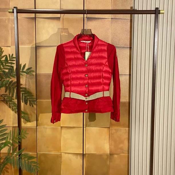 95新 MONCLER Moncler Caen红色袖标拼接羽绒服/0码/98新/28001