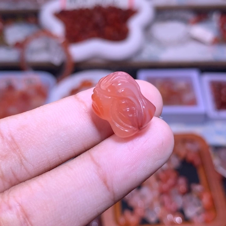 南红玛瑙未镶嵌珠宝半成品白菜