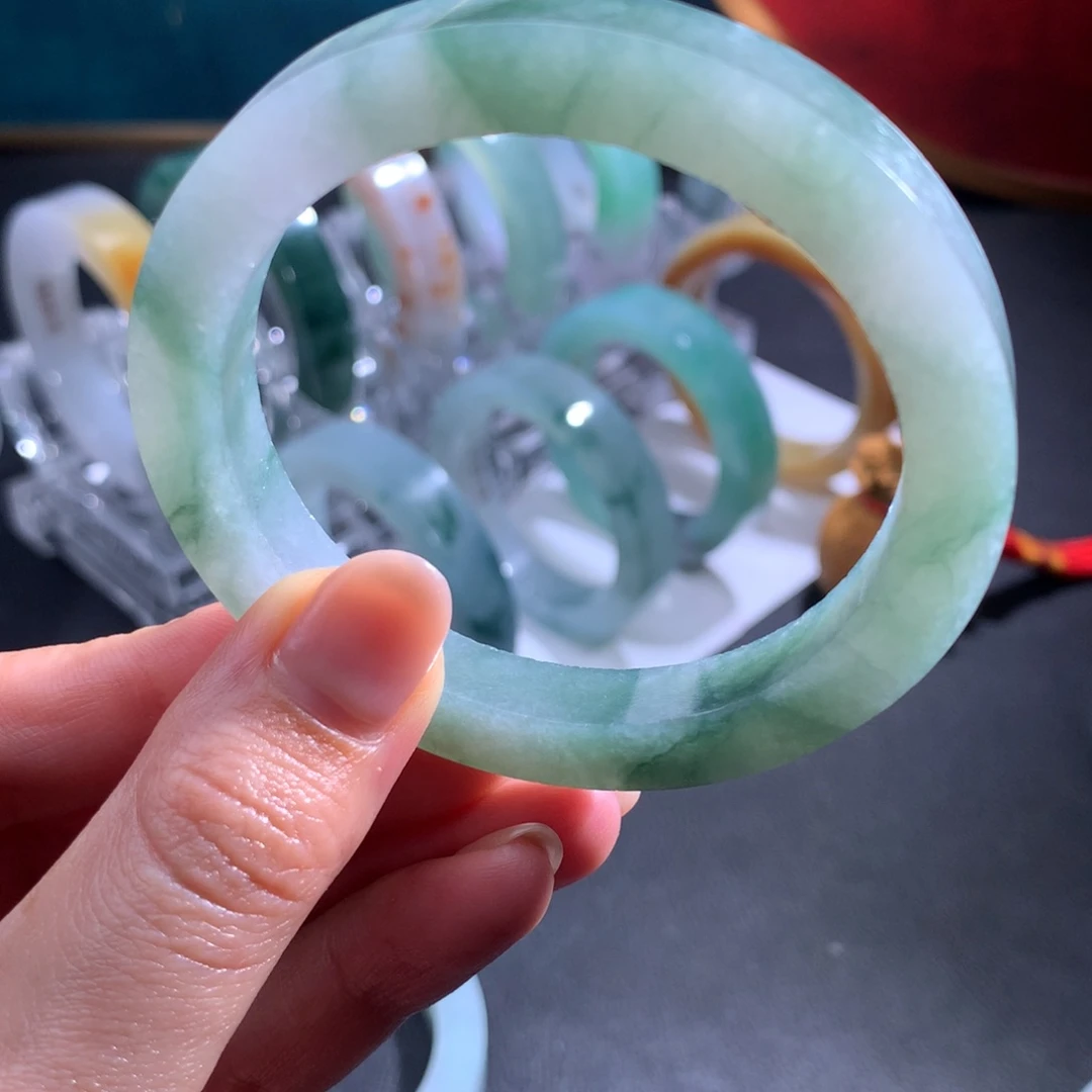 未镶嵌王炸大漏定制翡翠