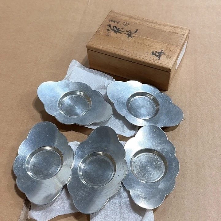 金属哈哈哈哈哈哈