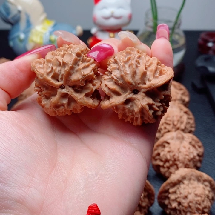 文玩核桃把件苹果园38