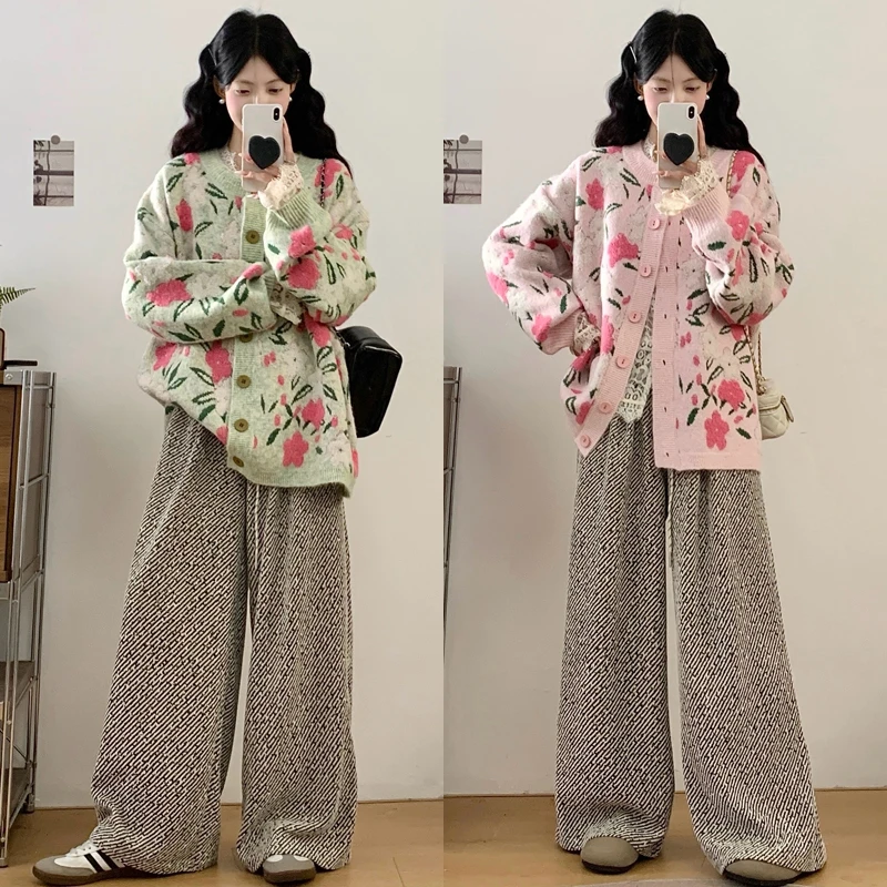 大码胖mm秋冬慵懒风时尚提花毛衣开衫+阔腿裤+蕾丝打三件套装女