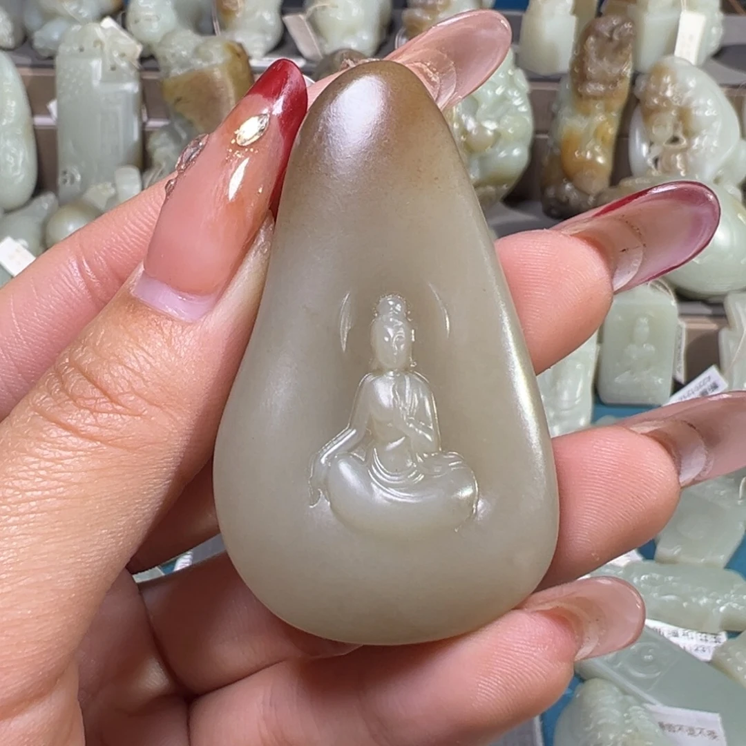 和田玉（糖玉）未镶嵌颈饰