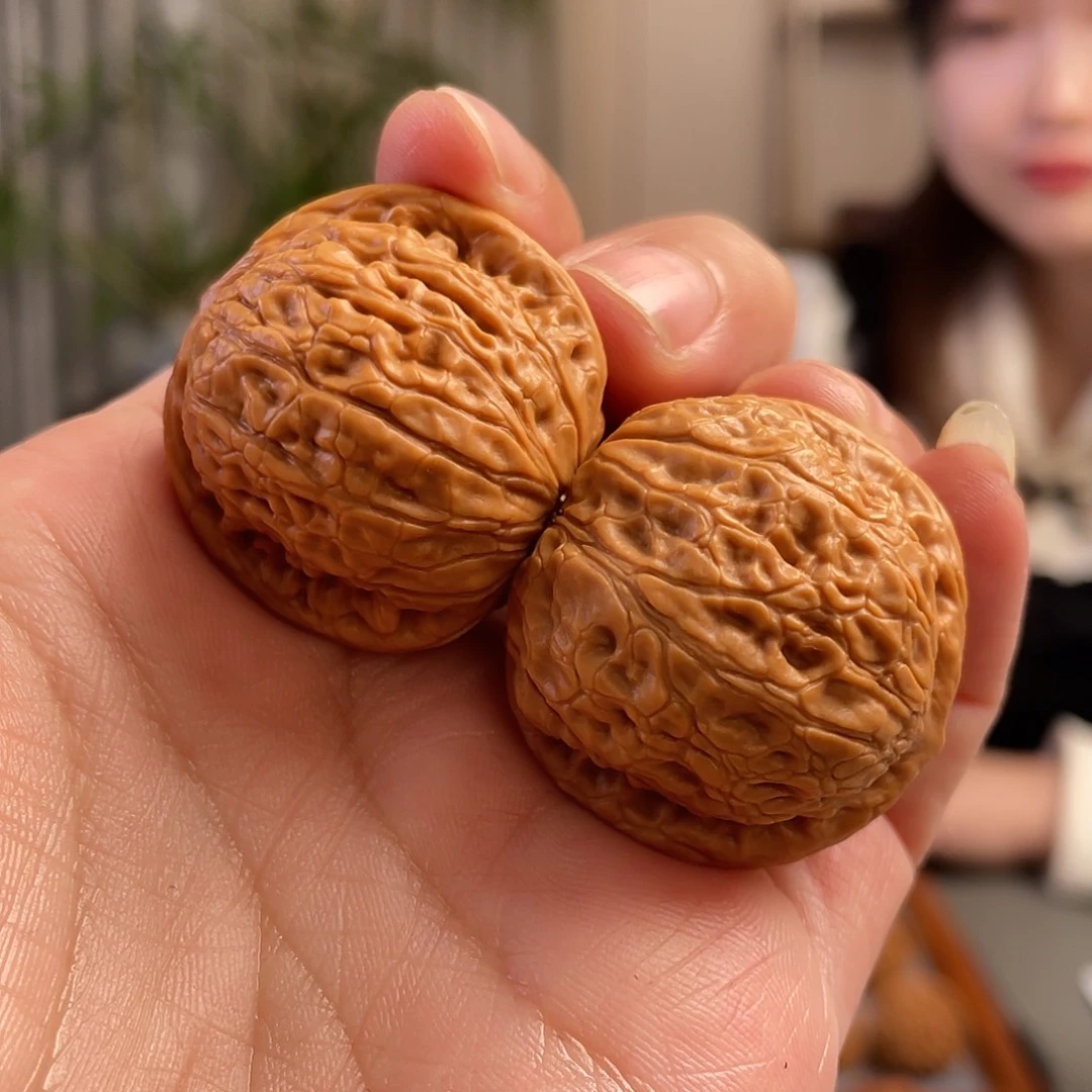 桃核把件33×30尺野生夜明珠CN01475已打底