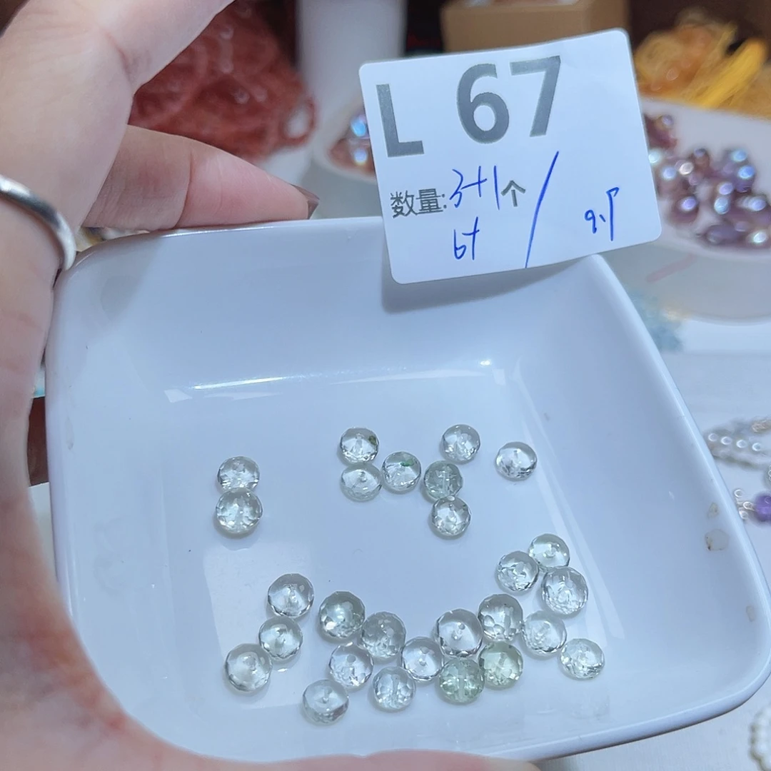 未镶嵌珠宝半成品水晶L67。