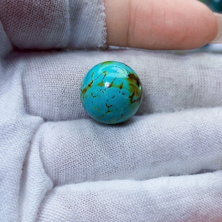 绿松石未镶嵌饰品