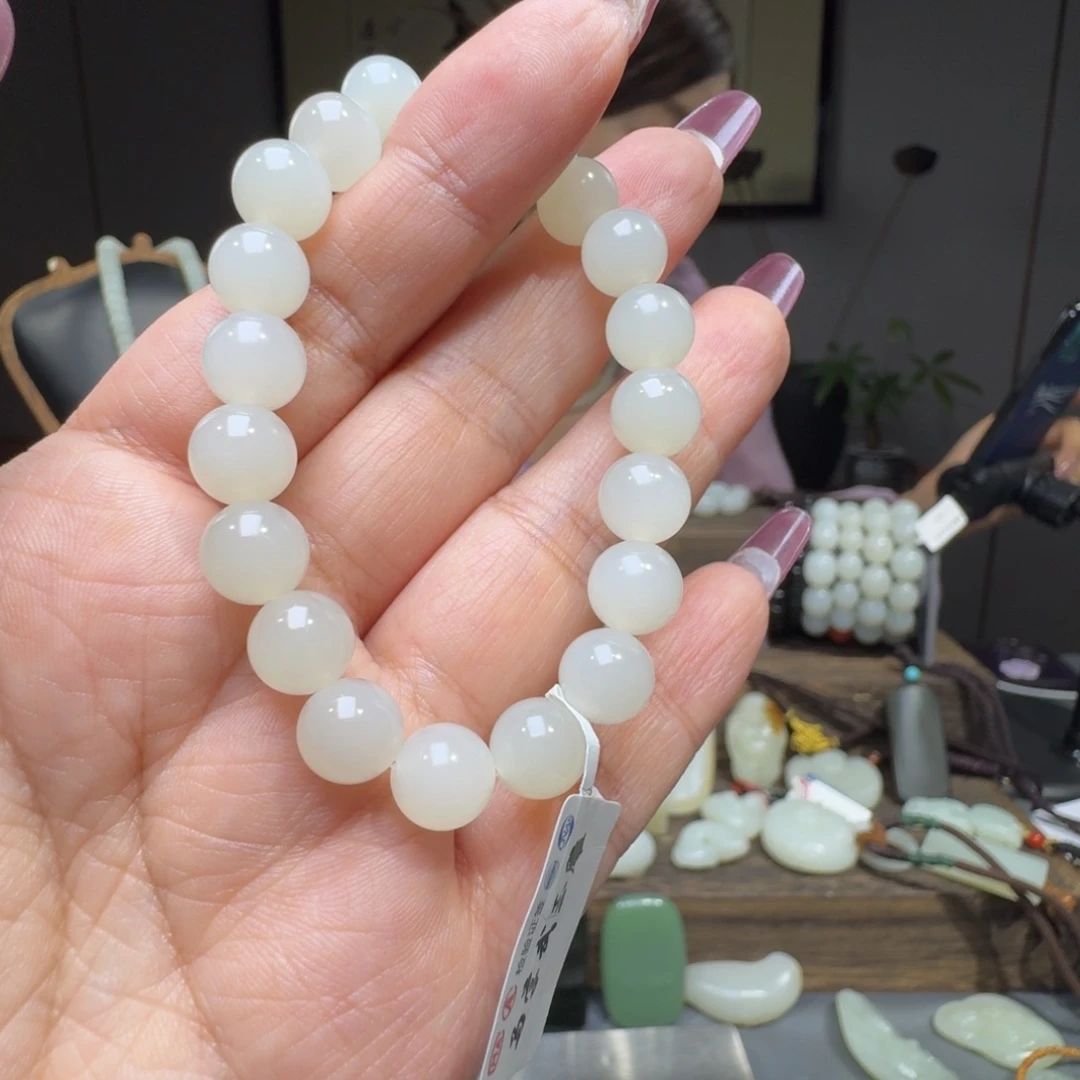 和田玉颈饰未镶嵌青*