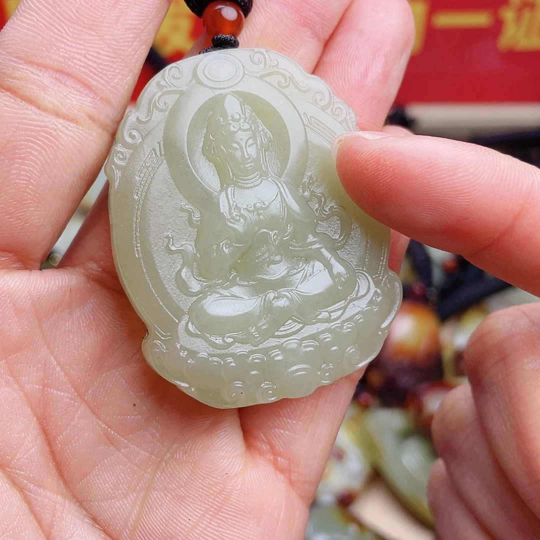 和田玉颈饰未镶嵌