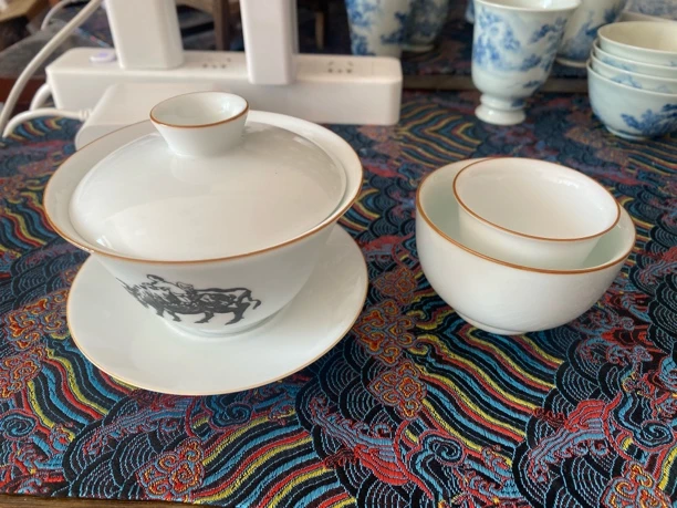 釉上牧童骑牛三才盖碗描金复古手工茶碗瓷盖碗陶瓷白瓷茶具加2杯