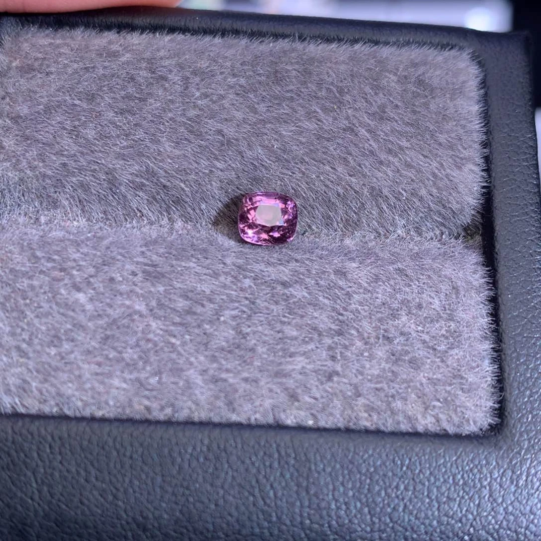 裸石未镶嵌尖晶石0.77ct