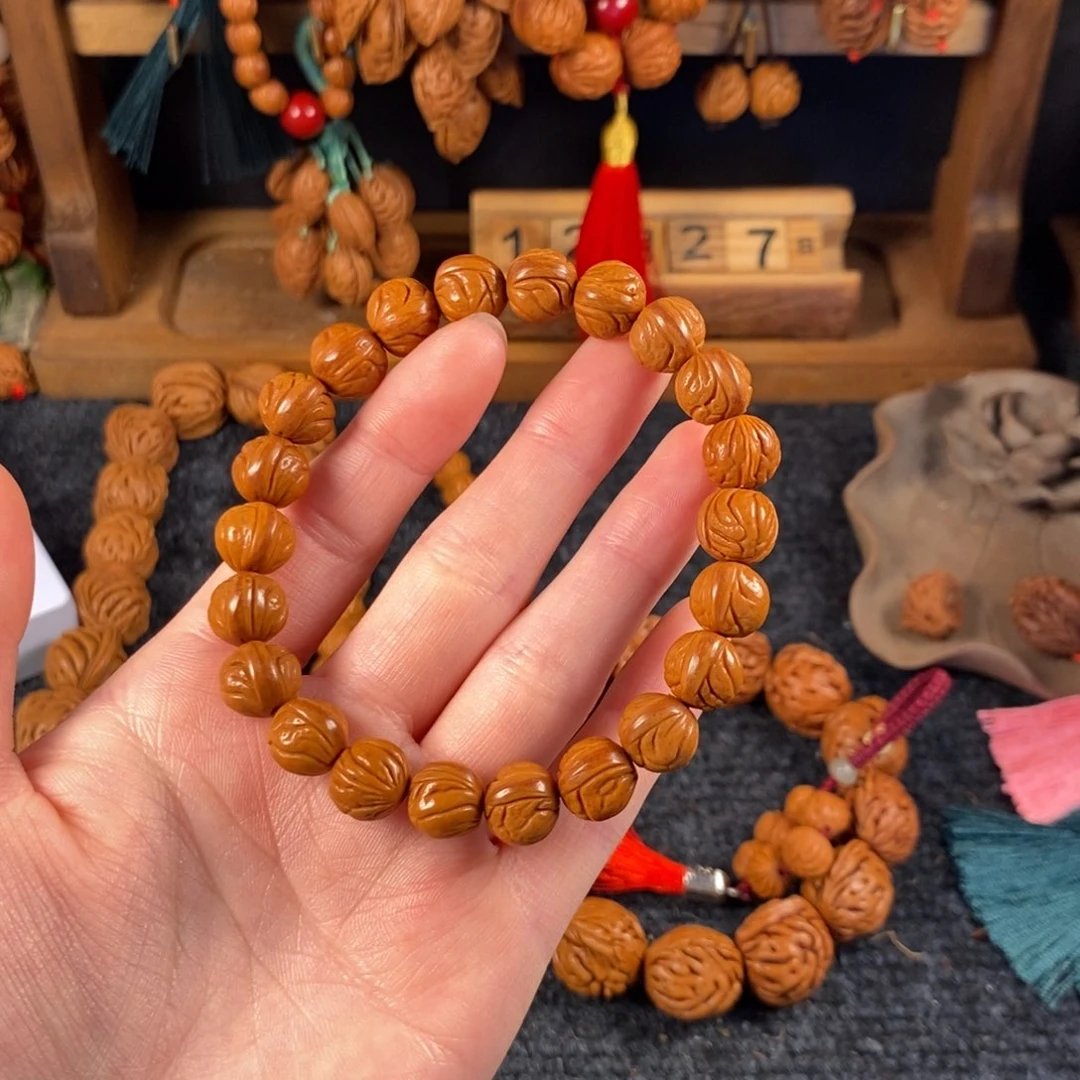 吊坠桃核正*桃枭手串