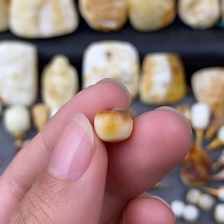 琥珀未镶嵌裸石9老型