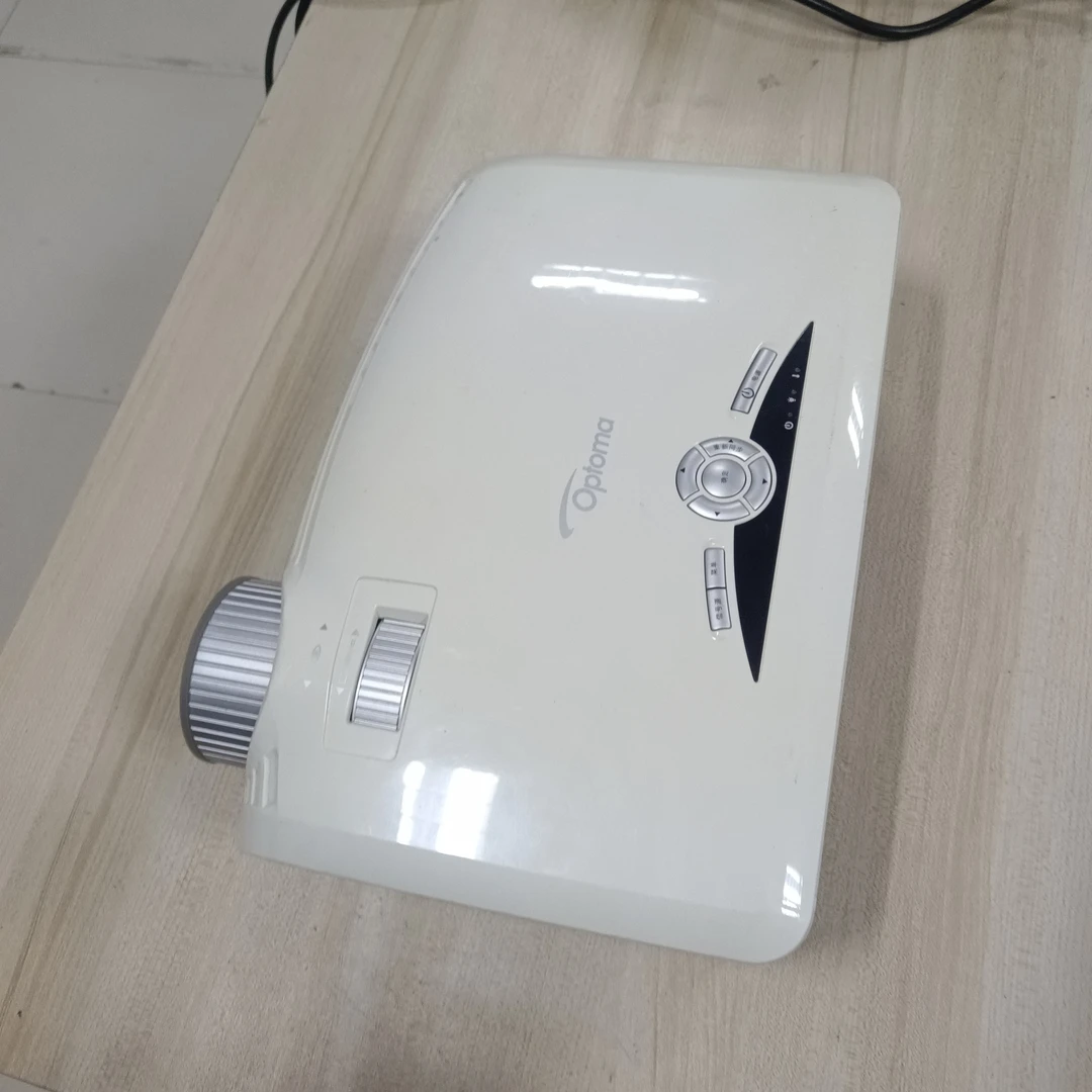 8新  二手奥图码投影仪运费自理