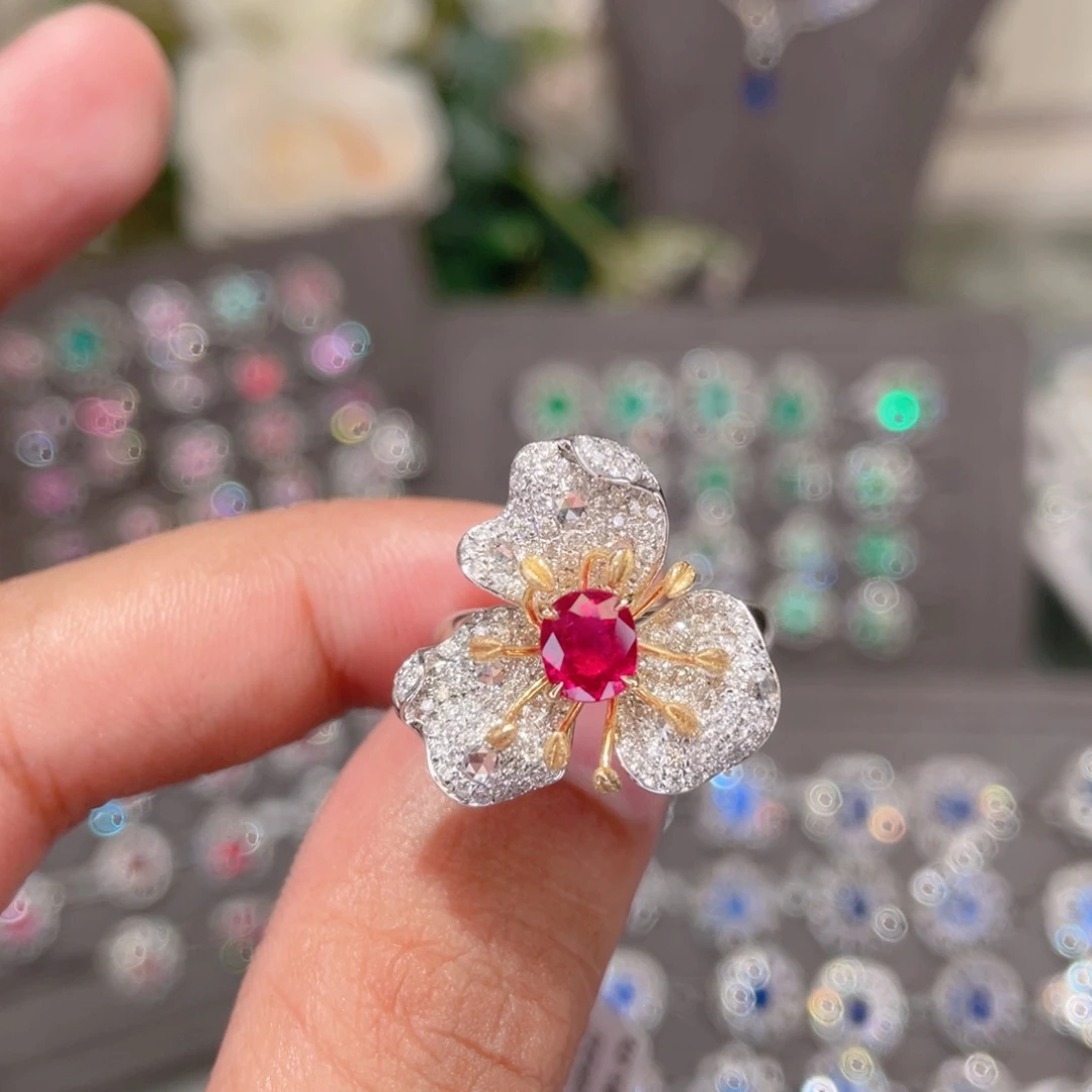 18K金镶嵌戒指红宝石1.06ct 无烧