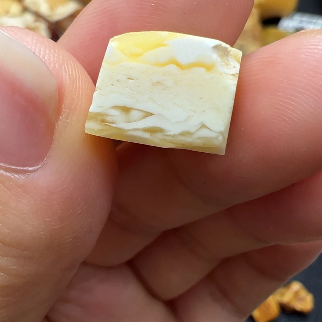 未镶嵌定制琥珀蜜蜡