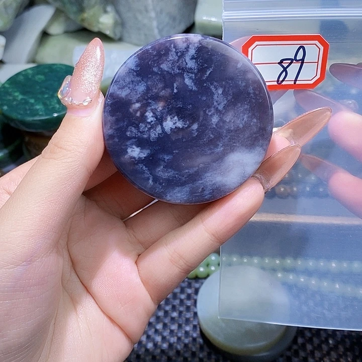 和田玉和田玉边角料随机发未镶嵌