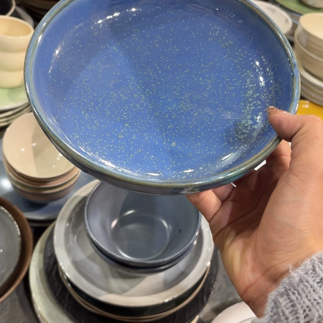 瓷嘟**哒一个一个默认微瑕