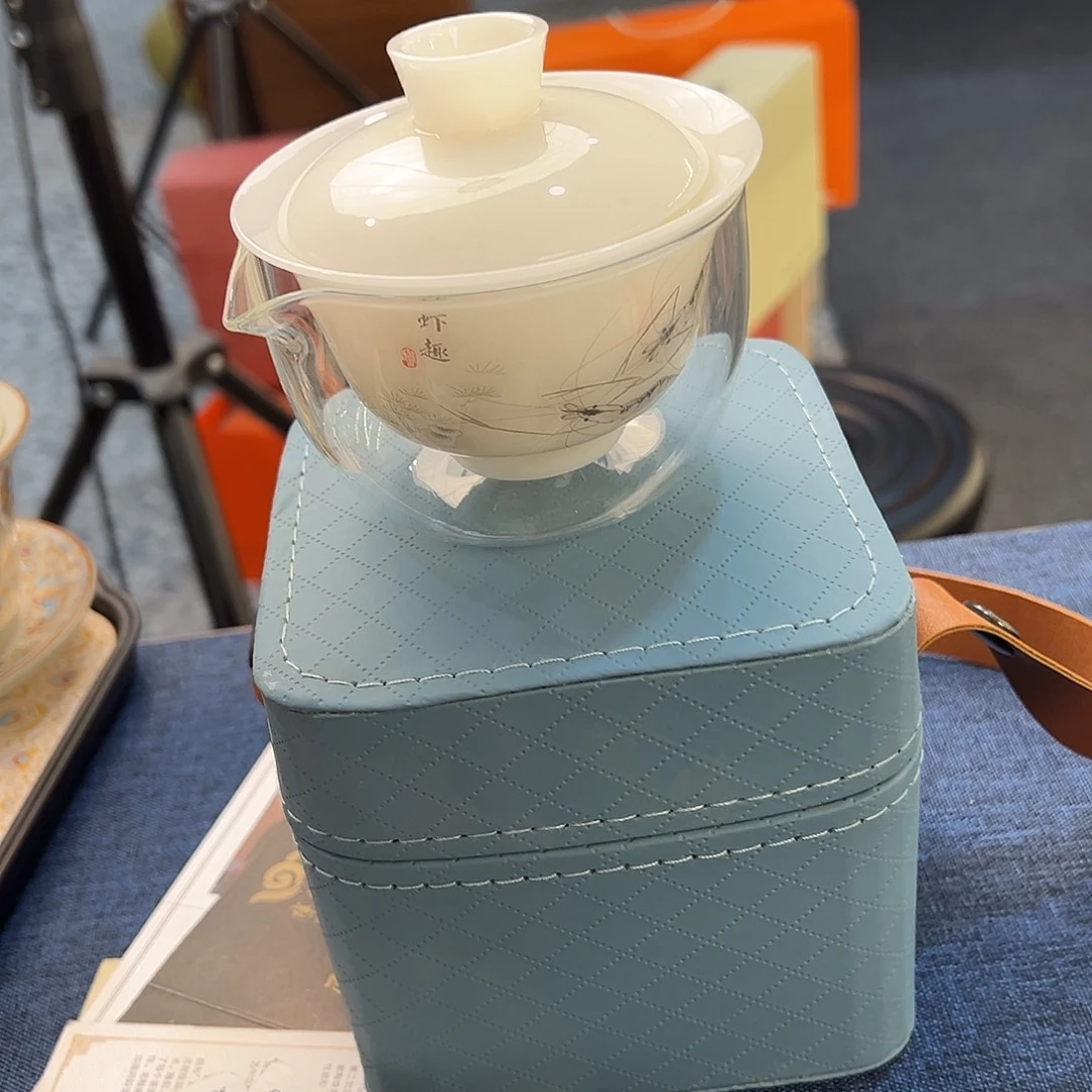 盖碗很漂亮我很喜欢