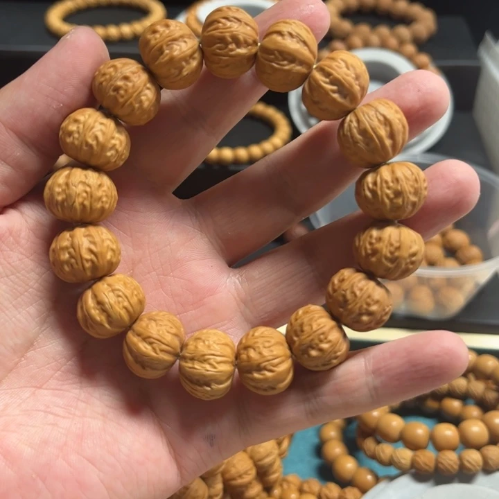 猴头核桃手串微瑕京八棱
