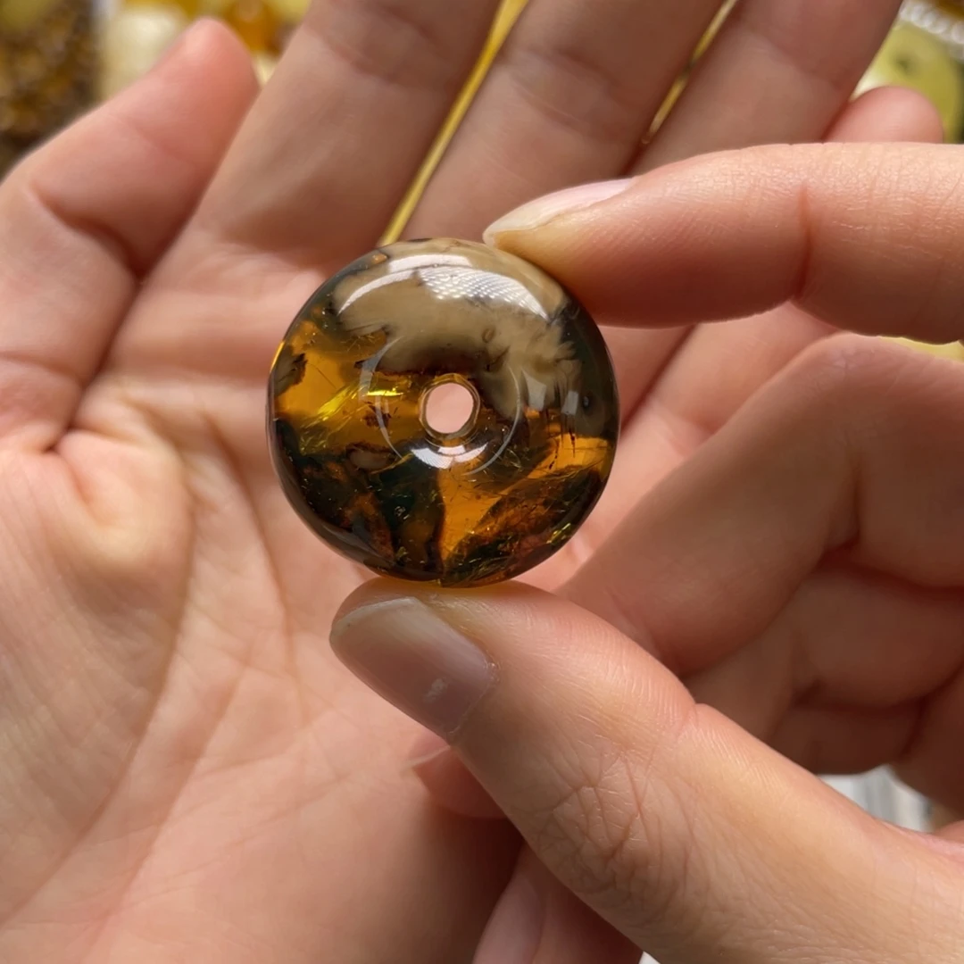 琥珀未镶嵌裸石天然琥珀