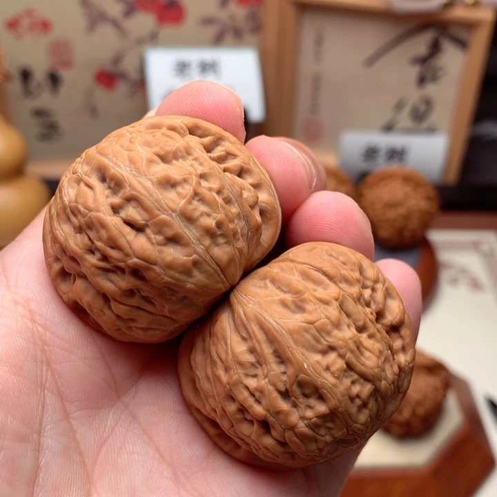 文玩核桃把件铁锤全品满肉滴溜圆  1号