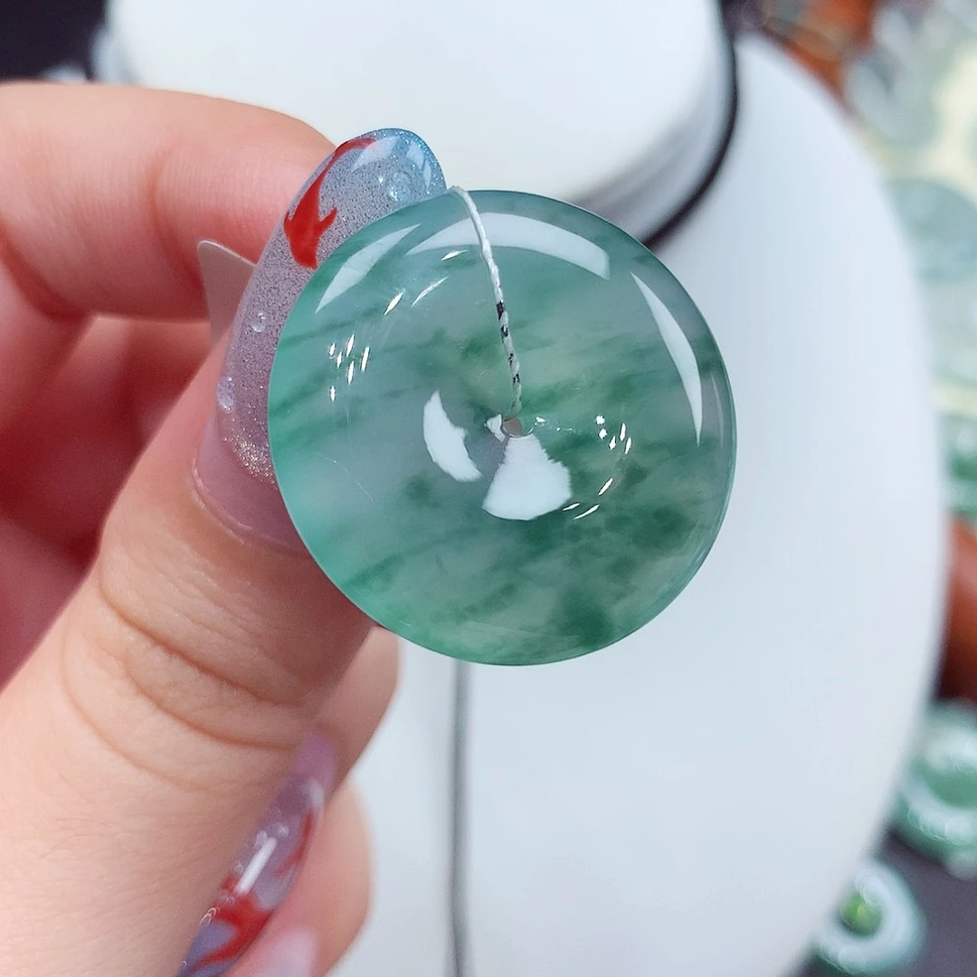 翡翠未镶嵌颈饰翡翠92，25.3/5.3