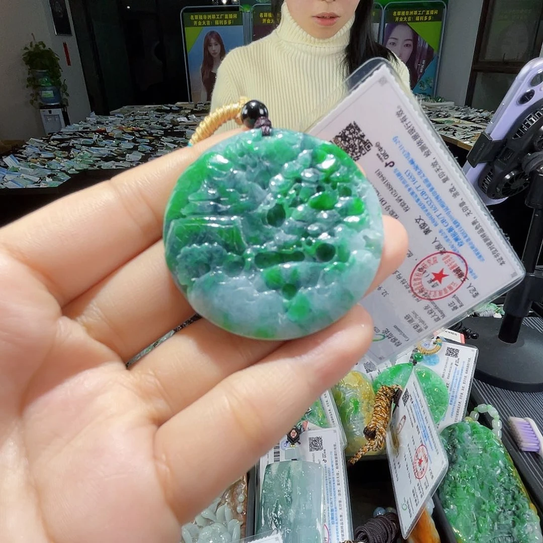 颈饰未镶嵌翡翠一