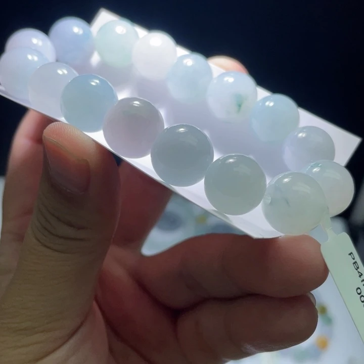 未镶嵌定制翡翠翡翠卡13+