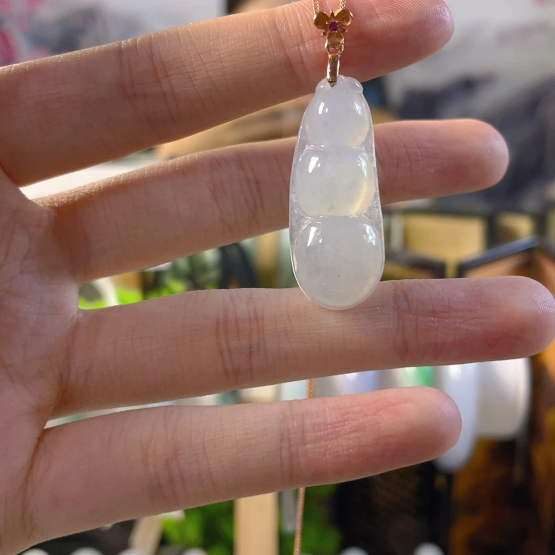 翡翠未镶嵌颈饰多样性发1
