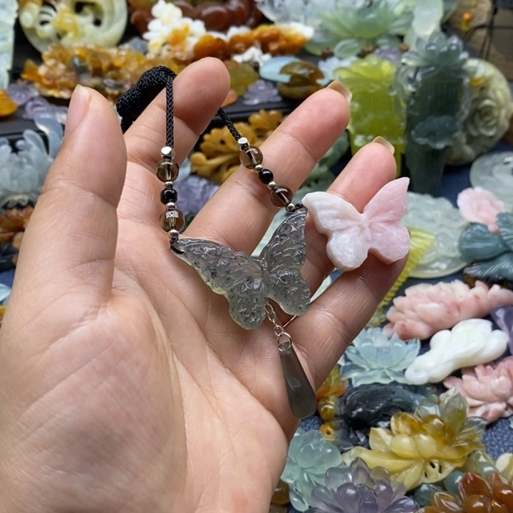 蛇纹石玉合金颈饰