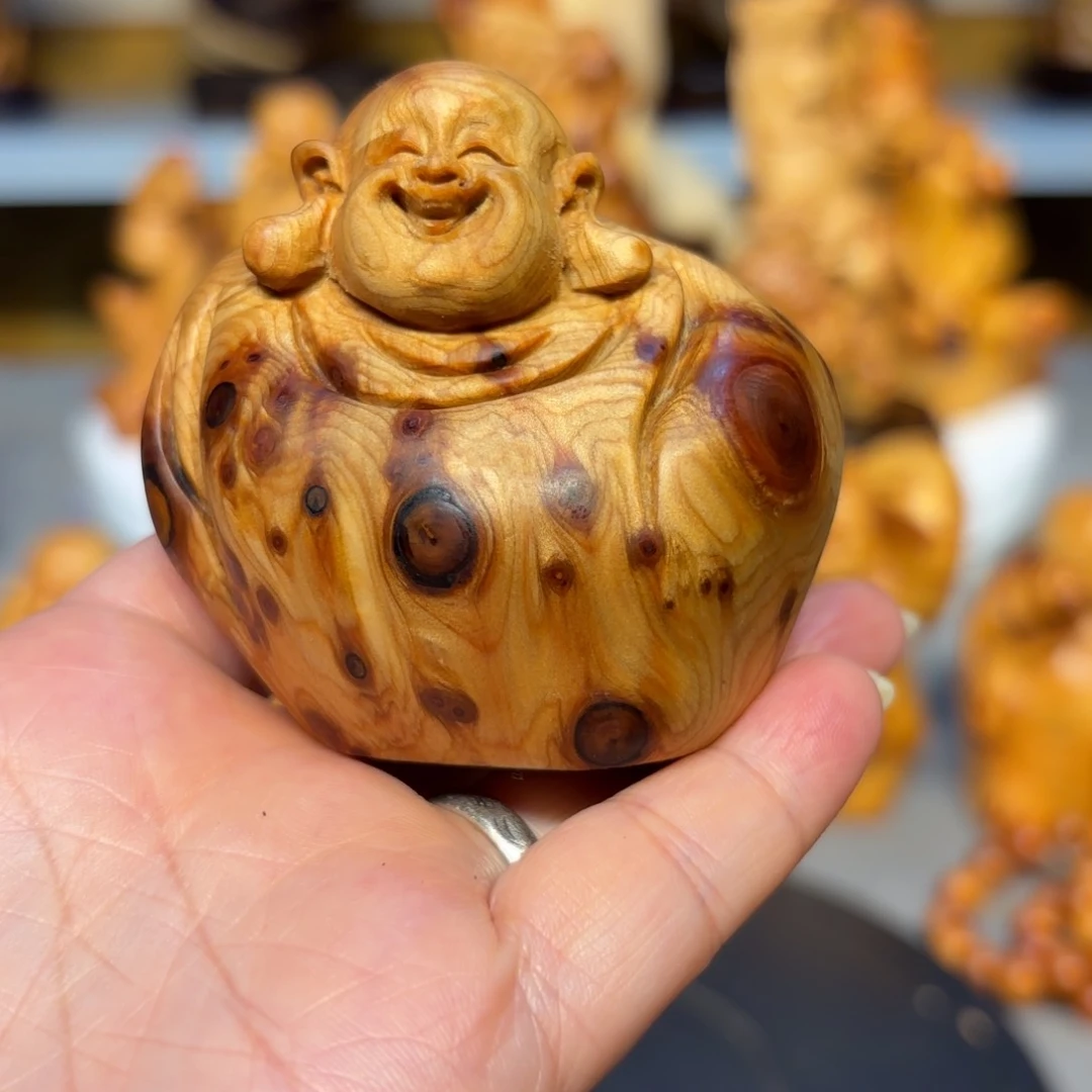 木太行崖柏弥勒佛留疤