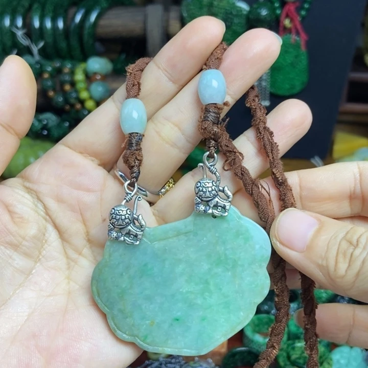 配饰青蛙锁牌一套