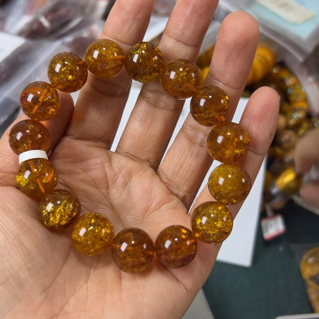 未镶嵌琥珀珠宝奇石341