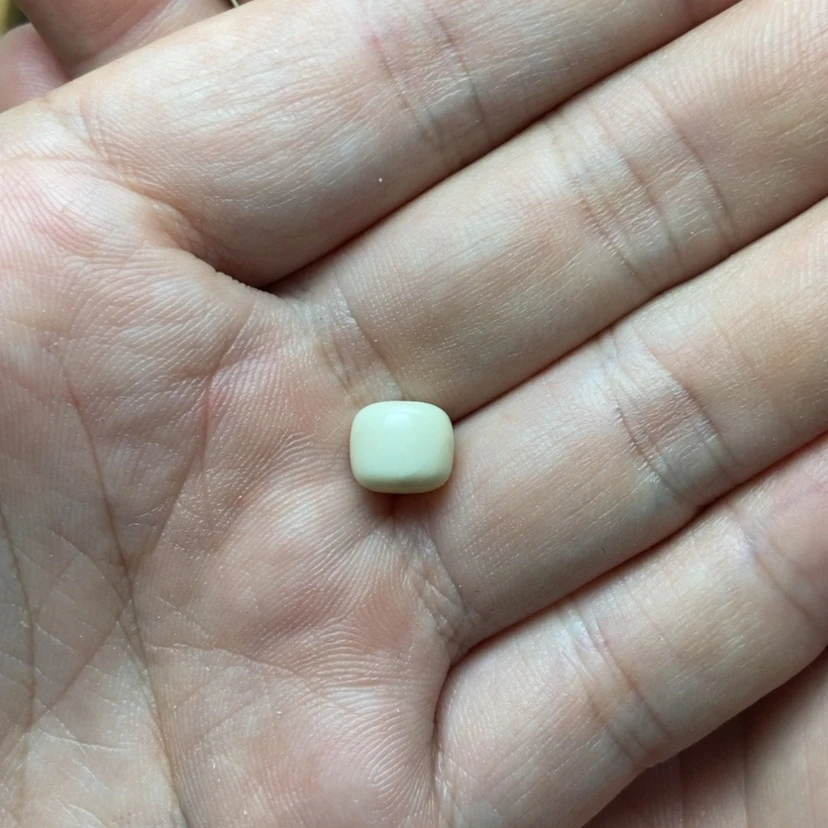 【闪购商品】裸石琥珀未镶嵌小*告