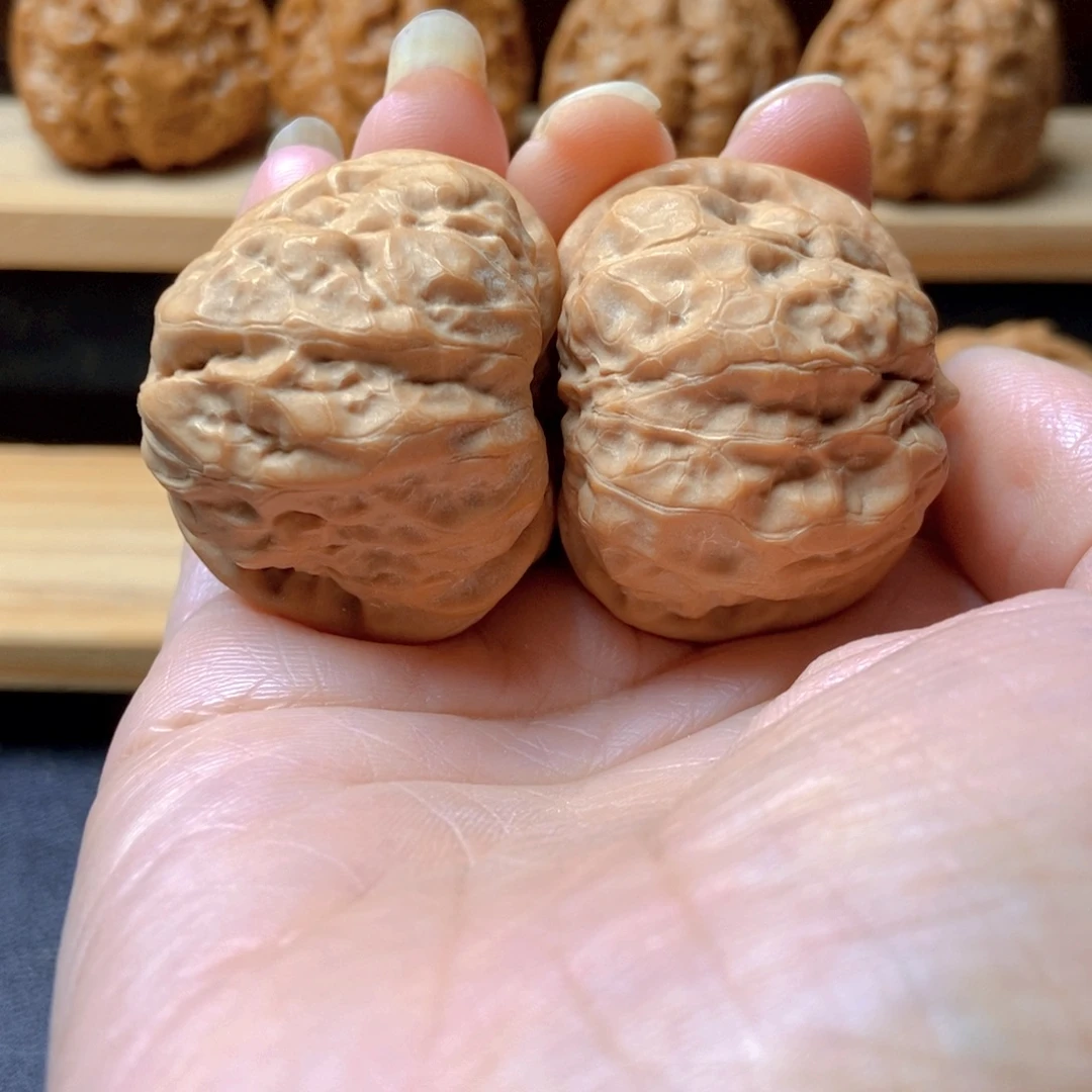 甜***酒吊坠文玩核桃蛤蟆头