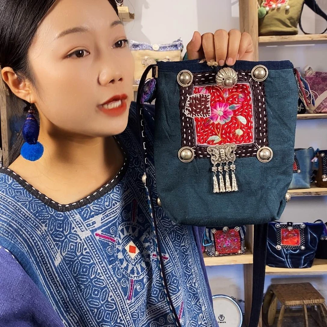 织绣手工制作工艺包包