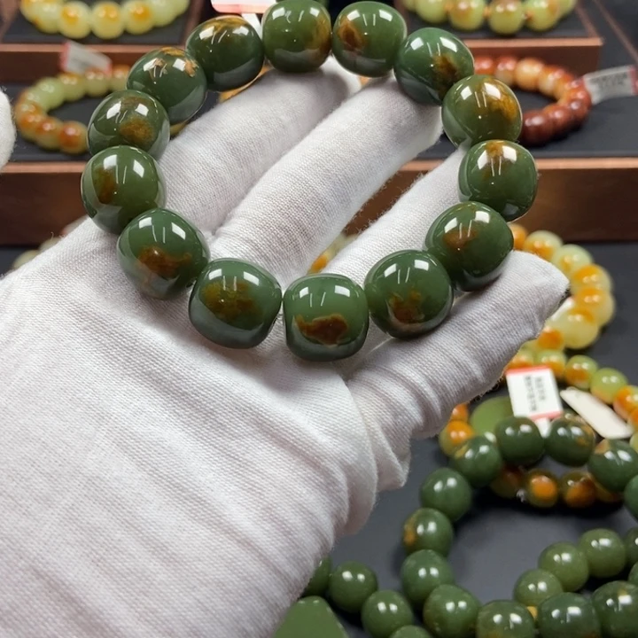 *****透闪石质玉未镶嵌手链