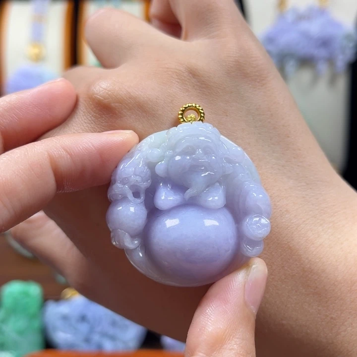 翡翠未镶嵌项链财神